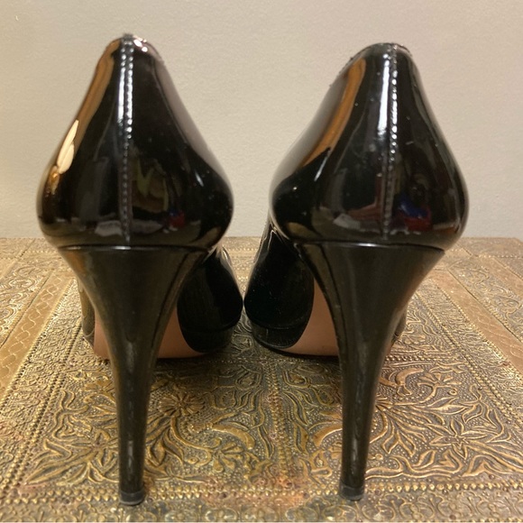 Prada Peep Toe Heels patent leather open toe sexy stiletto Italy size 8 - Picture 3 of 9